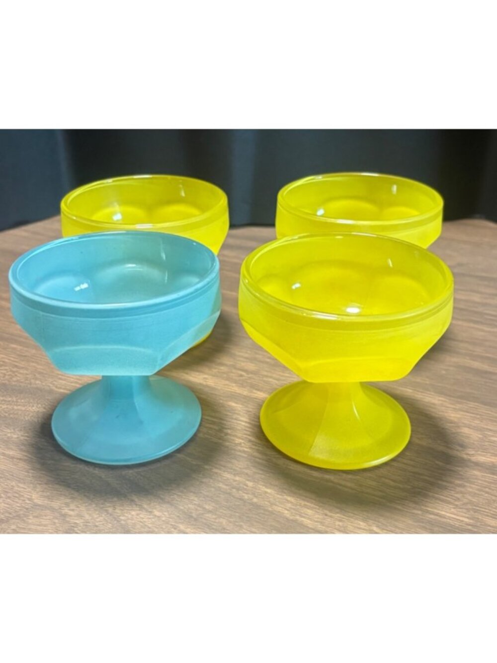 Vintage Federal Glass Dessert Sherbet Cups Set Of 3 Yellow & 1Blue